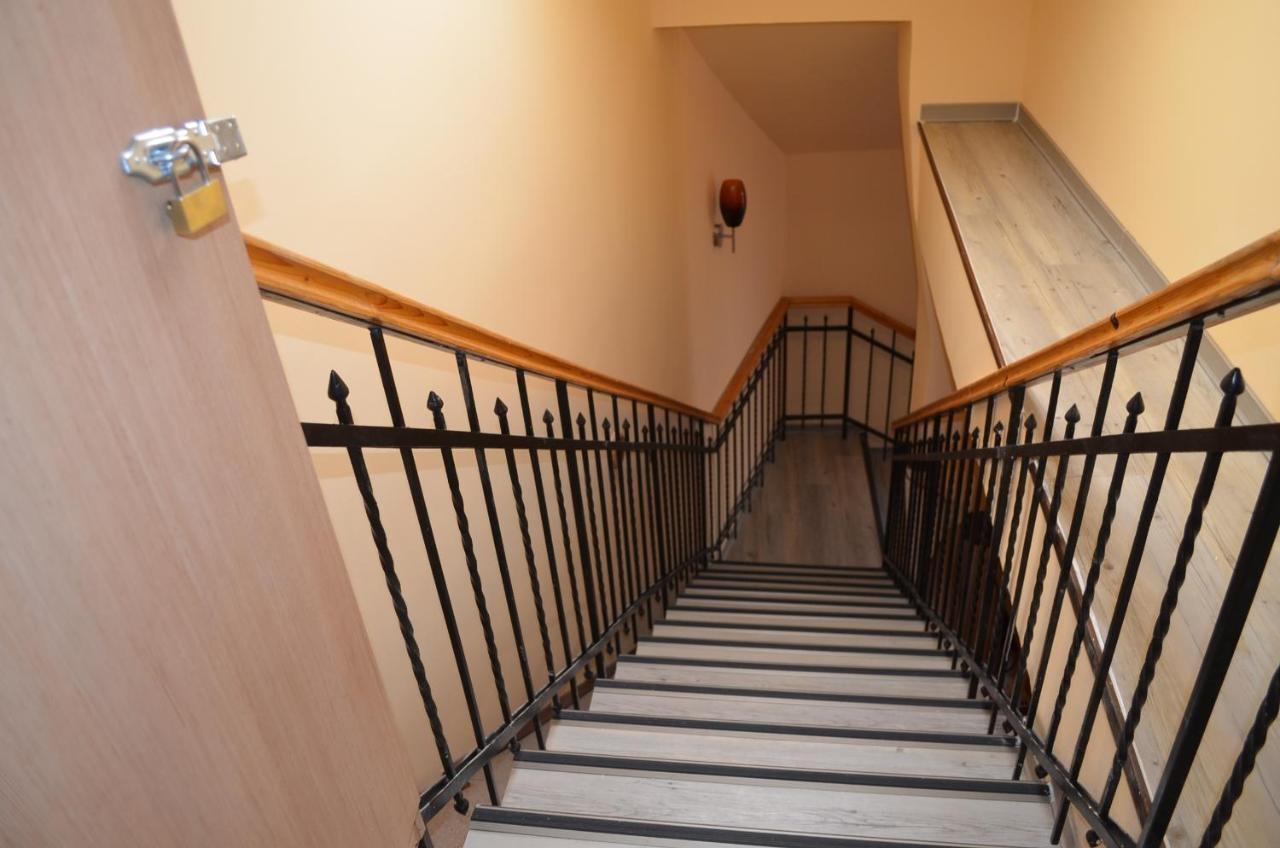 Holdfenyszallas Bed & Breakfast Szeged Luaran gambar
