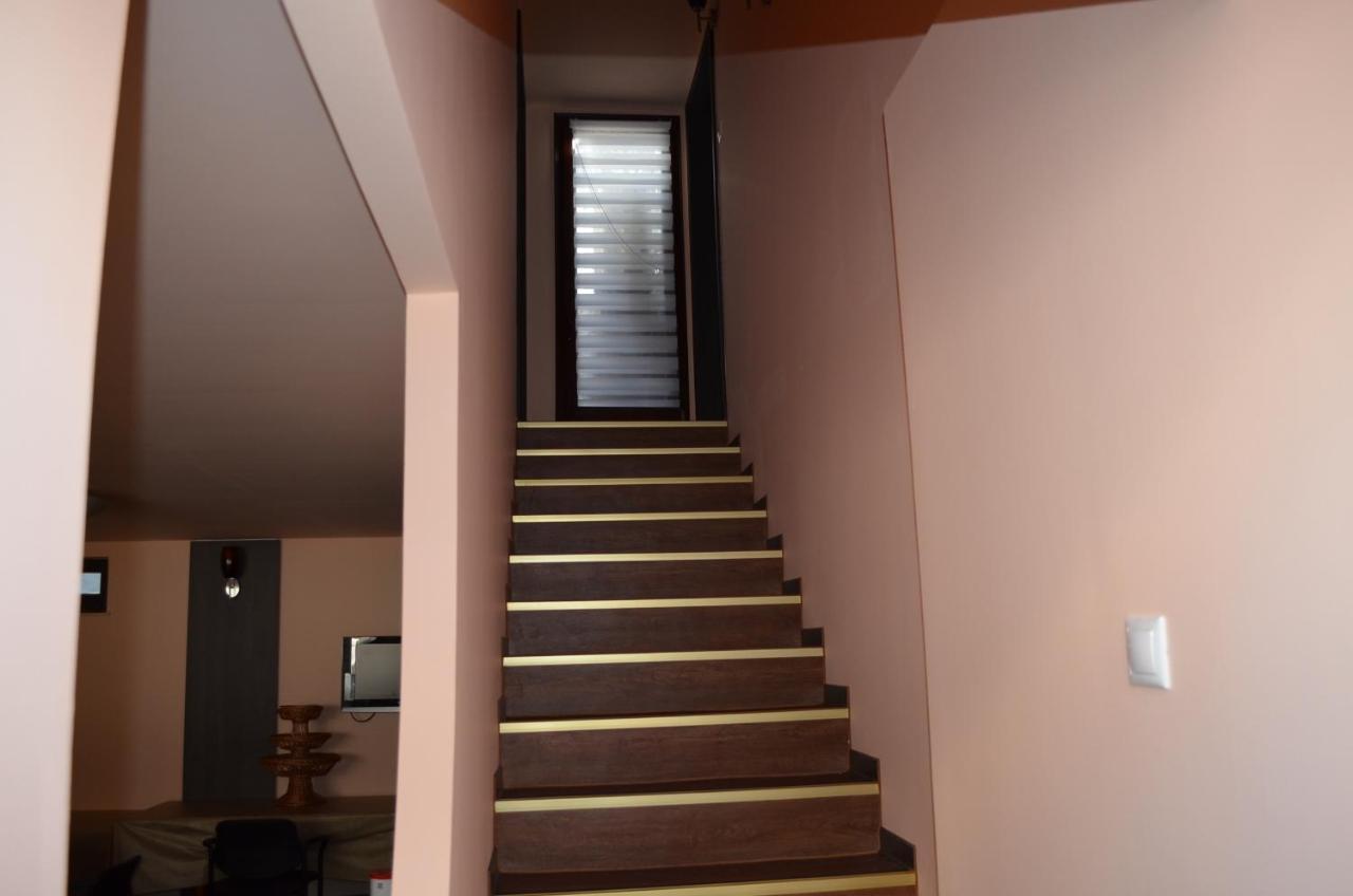 Holdfenyszallas Bed & Breakfast Szeged Luaran gambar